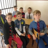 Наша школа Day Skirt and Tie организовала местную школу и среднюю школу в Лапше Niżne под наблюдением опекунов
