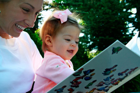Навчання читання не можна закінчувати, ледь навчивши малюка читати слівця по складах ( поки і цього вистачить, решті в школі навчать)