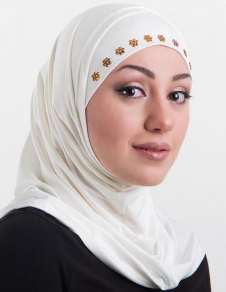 За кожна жінка, яка сповідує іслам, повинна ходити в хіджабі