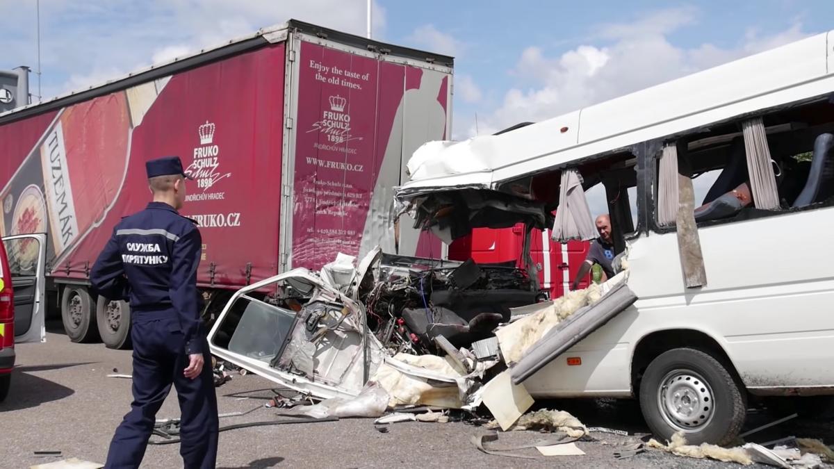 Зараз вирішується питання про обрання підозрюваному запобіжного заходу